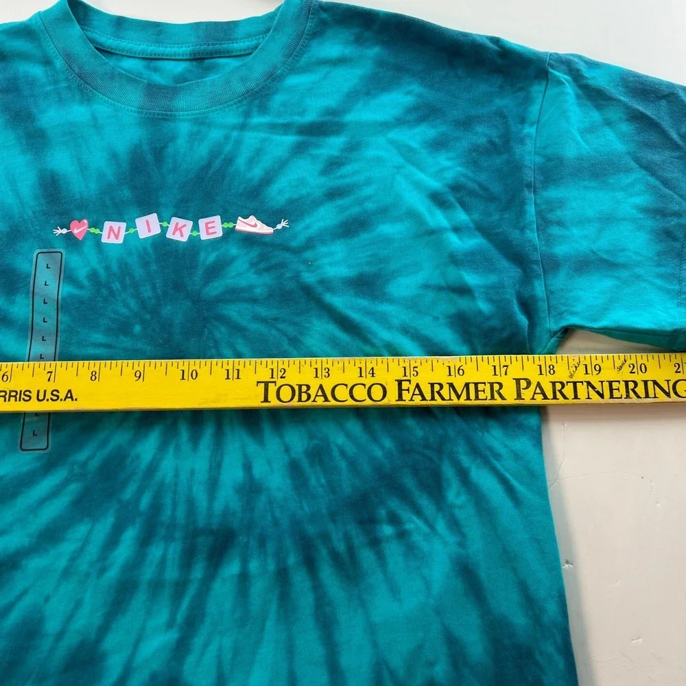 Nike Kids T-Shirt Size L Blue Short Sleeve Sport Casual Spiral Dye Loose Fit NWT - Picture 8 of 12